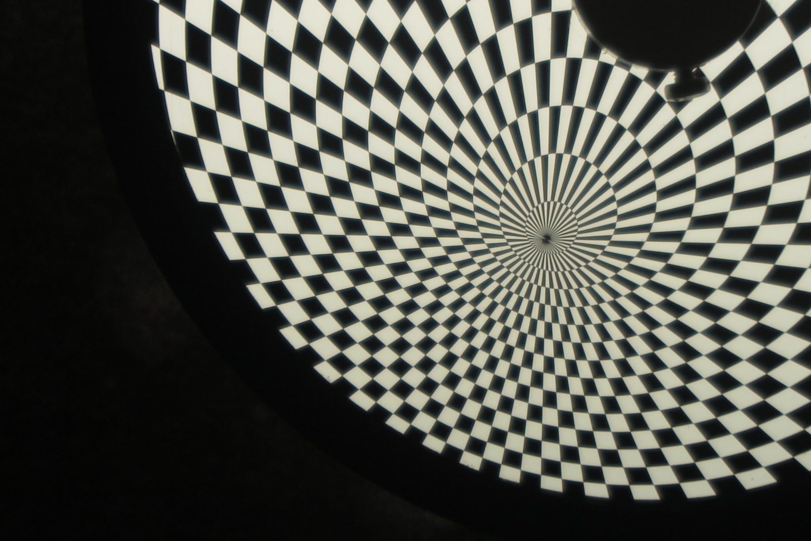 RECTANGLED UP CIRCLES